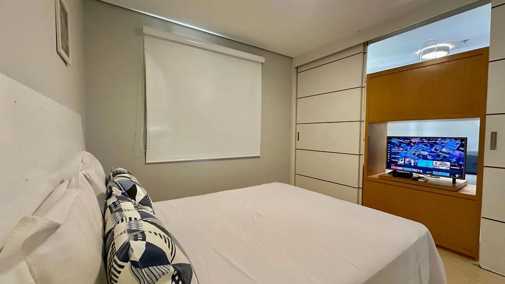 Hotel Times Square Moema - Avenida Jamaris 100 - Uh713 à São Paulo Brésil